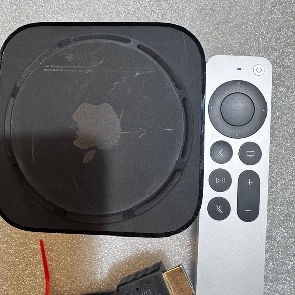 Apple TV - Picture 3 of 5